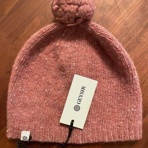 NWT Icelandic GEYSIR brand small kids wool hat